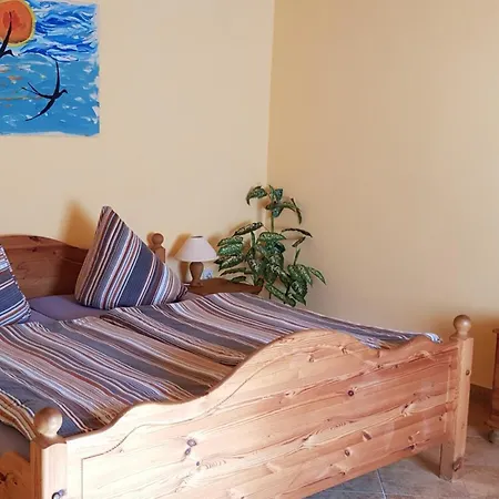 Ferienhof Marlin - Ferienhaus Stralsund * Solkendorf
